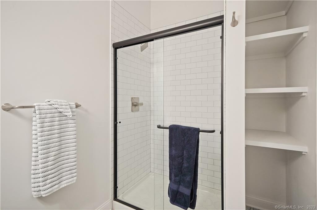 75 Henry Street 3West