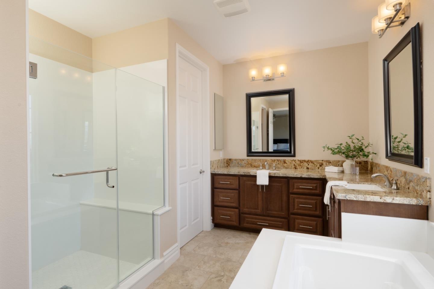 18611 McClellan Circle