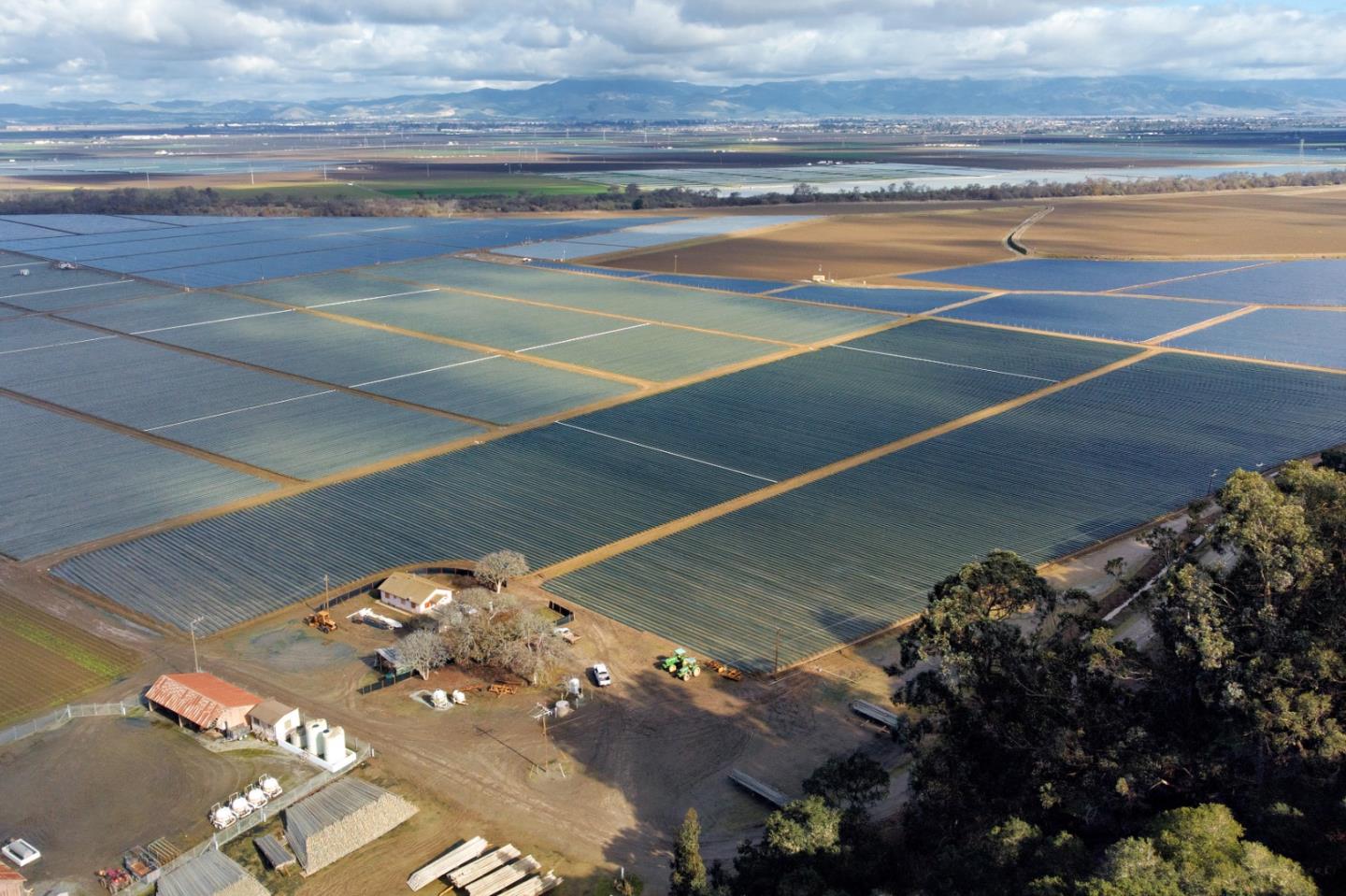 18611 McClellan Circle