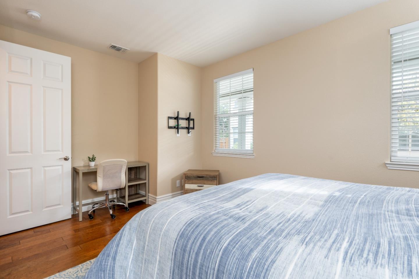 18611 McClellan Circle