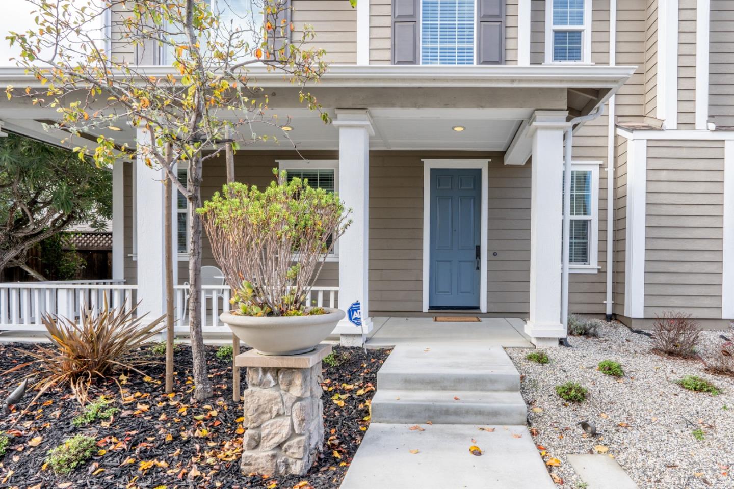 18611 McClellan Circle