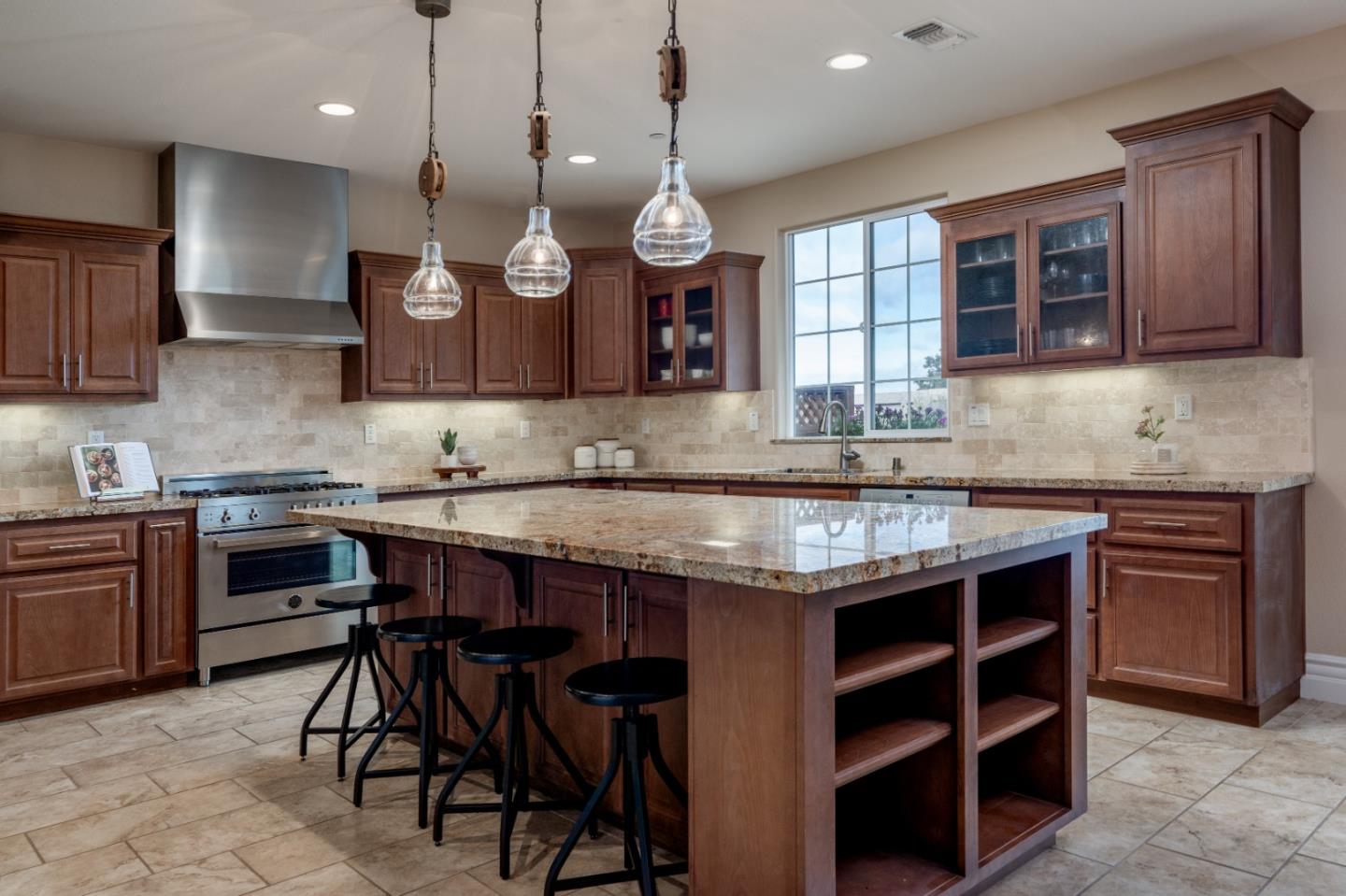 18611 McClellan Circle