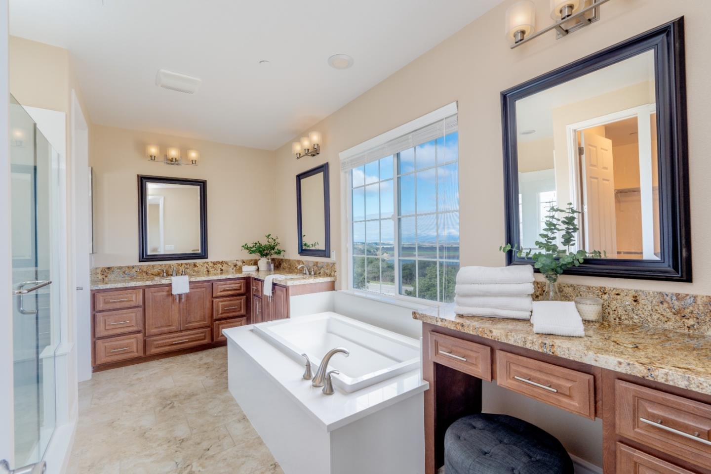 18611 McClellan Circle