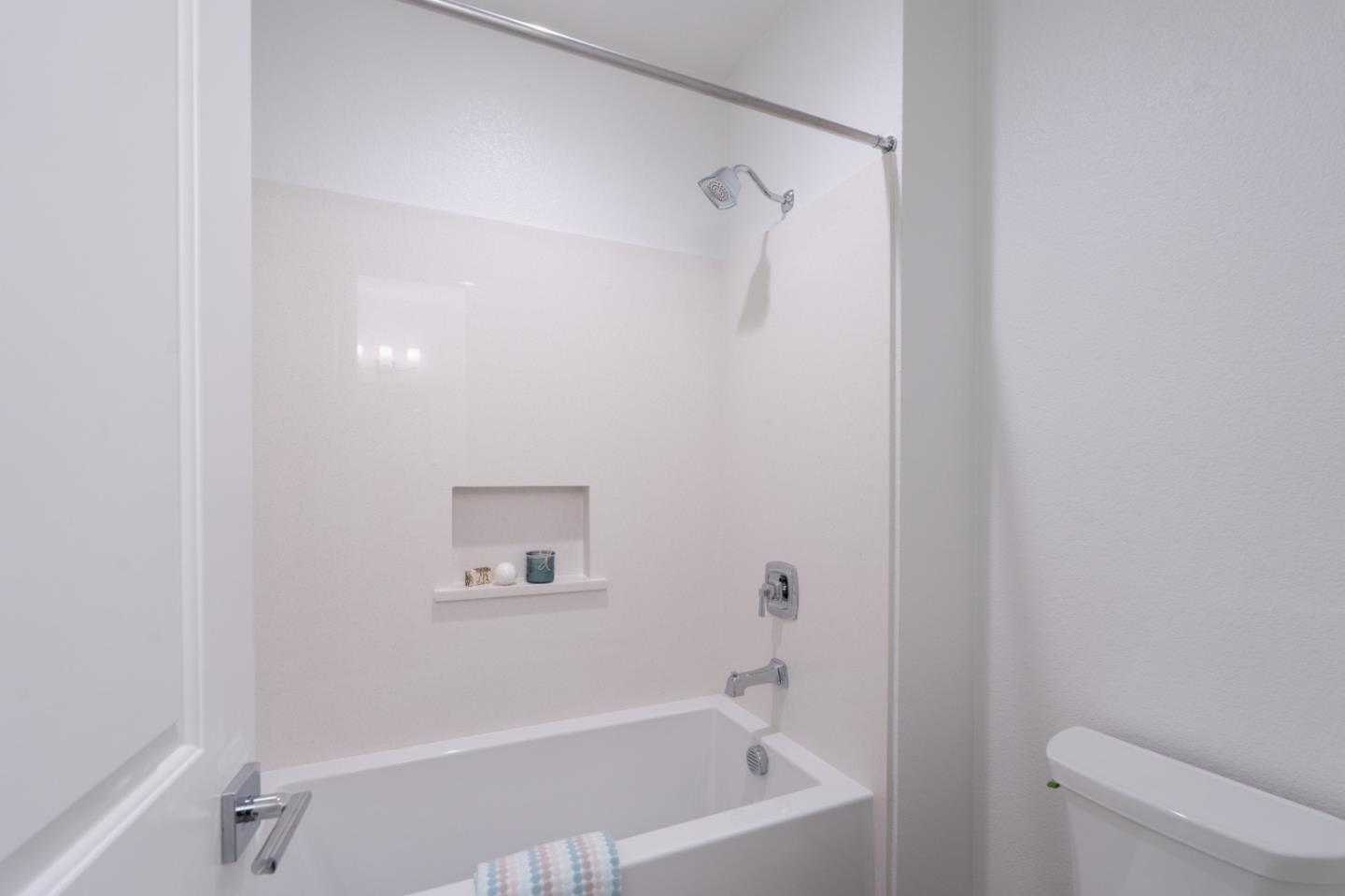 2772 Telegraph Boulevard