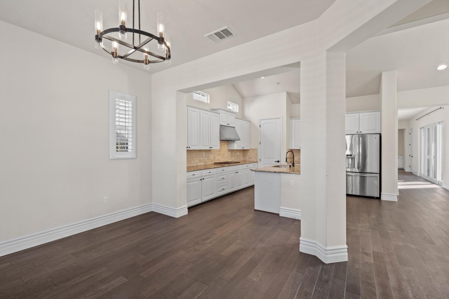18402 Mcclellan CIR
