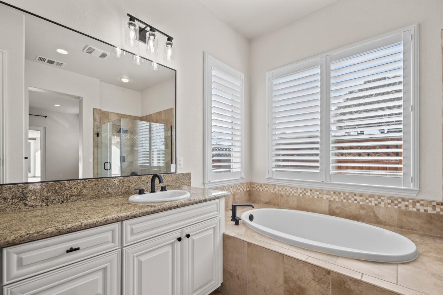 18402 Mcclellan CIR