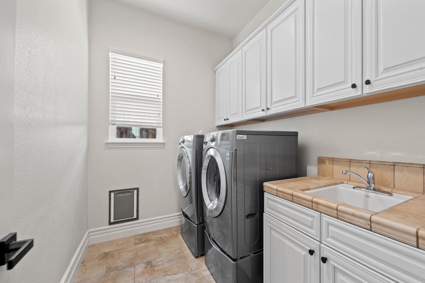 18402 Mcclellan CIR