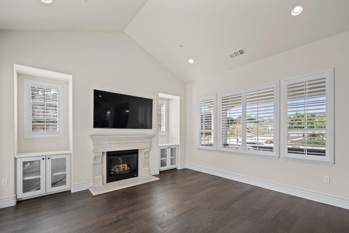 18402 Mcclellan CIR