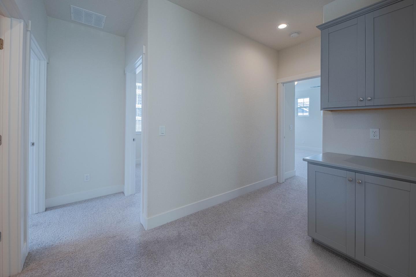 21606 Ord AVE