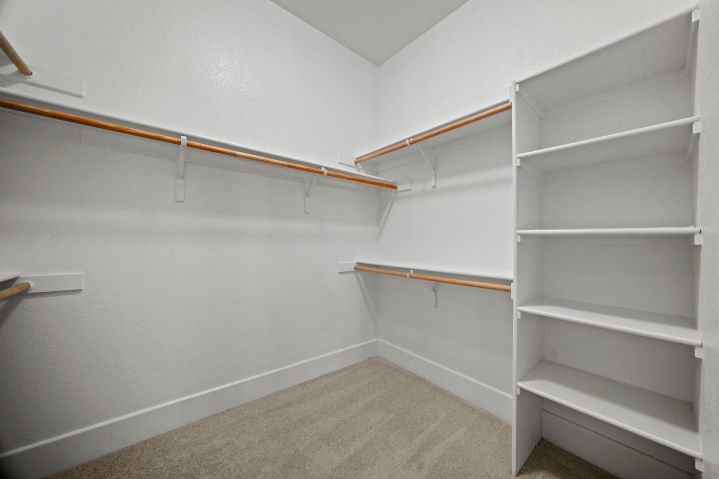 13102 Chamberlain Avenue