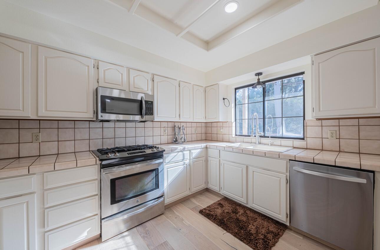 6640 Kim Ann Lane