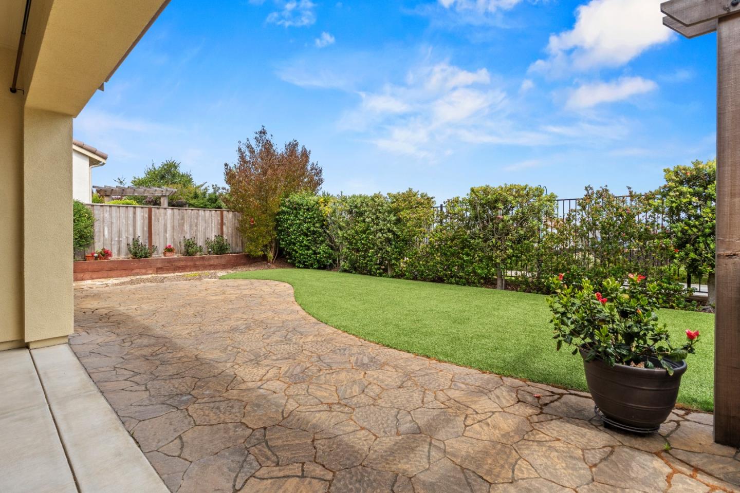 479 Palisade Drive