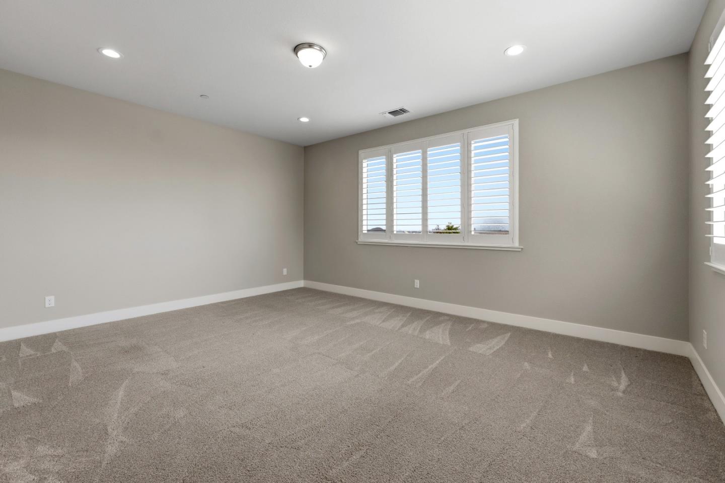 479 Palisade Drive