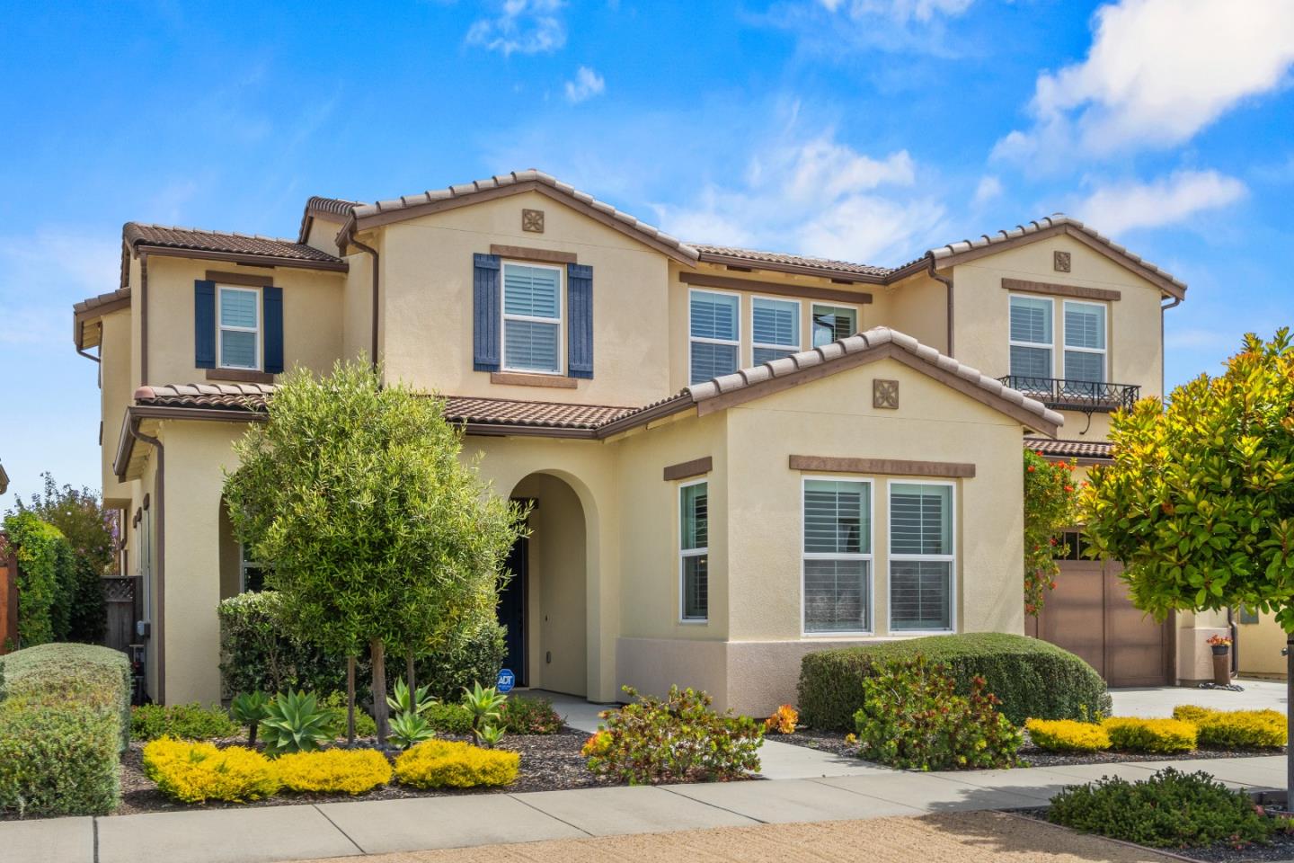 479 Palisade Drive