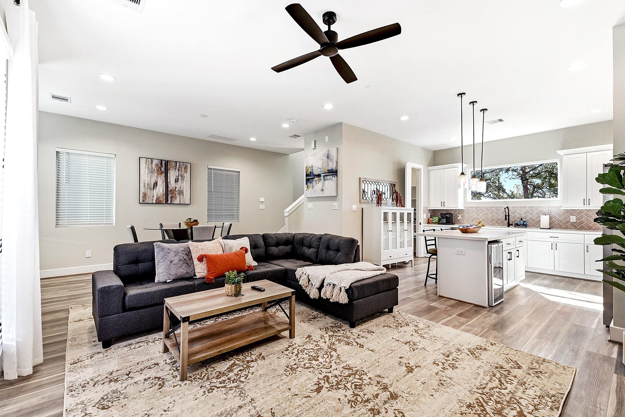 1329 Buescher Drive