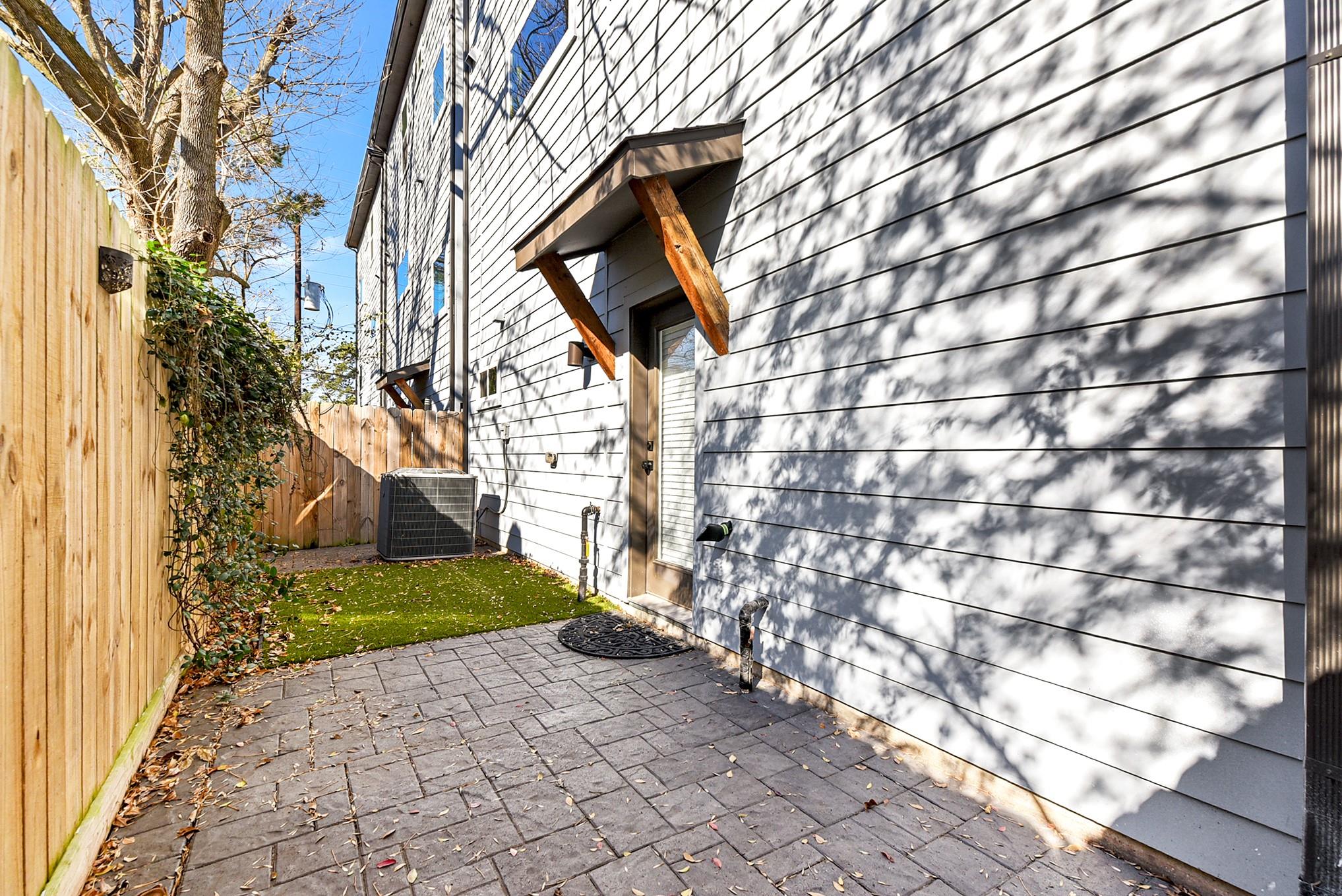 1329 Buescher Drive