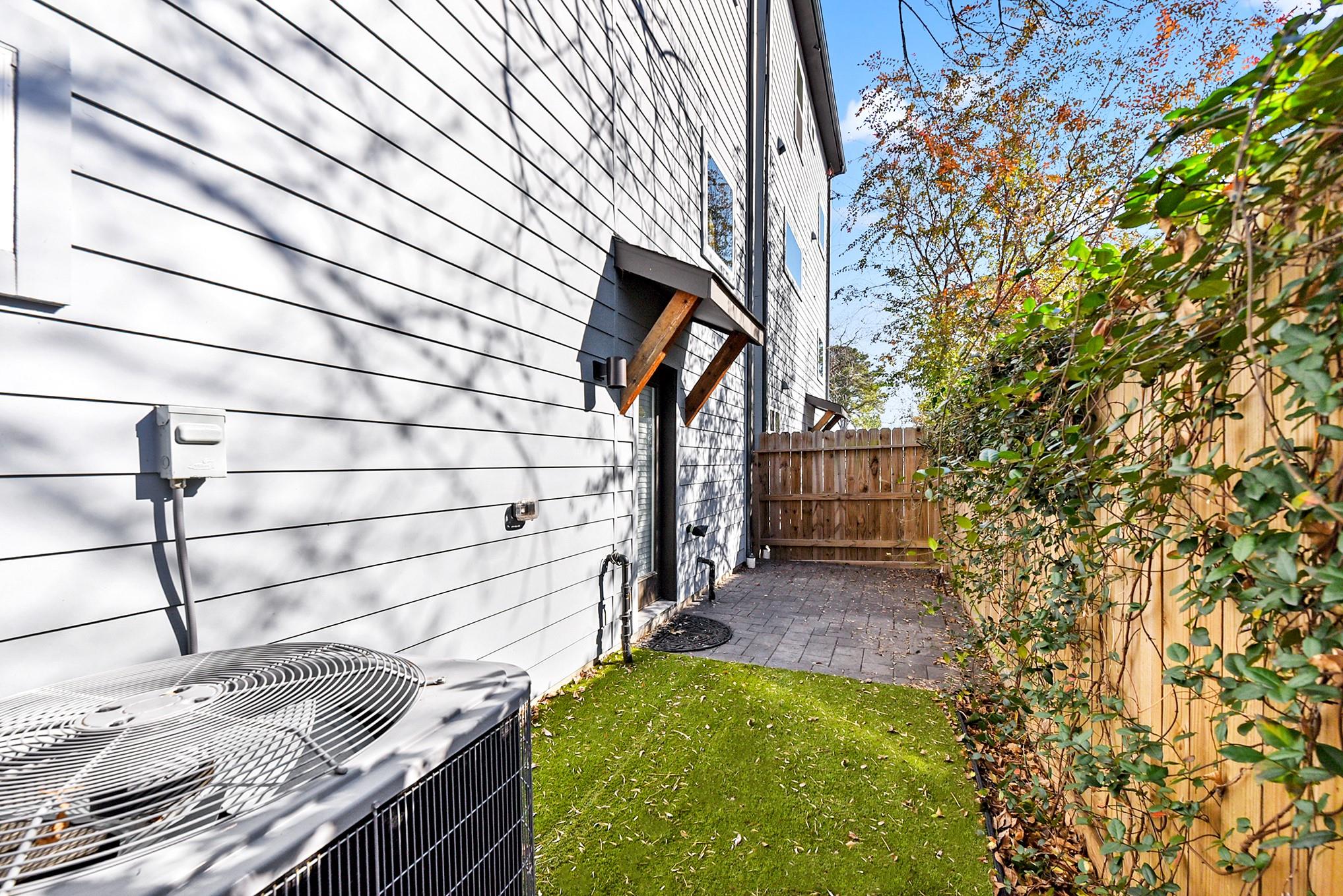 1329 Buescher Drive