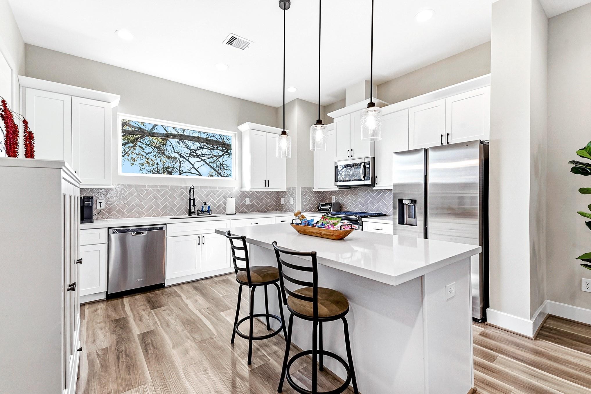1329 Buescher Drive