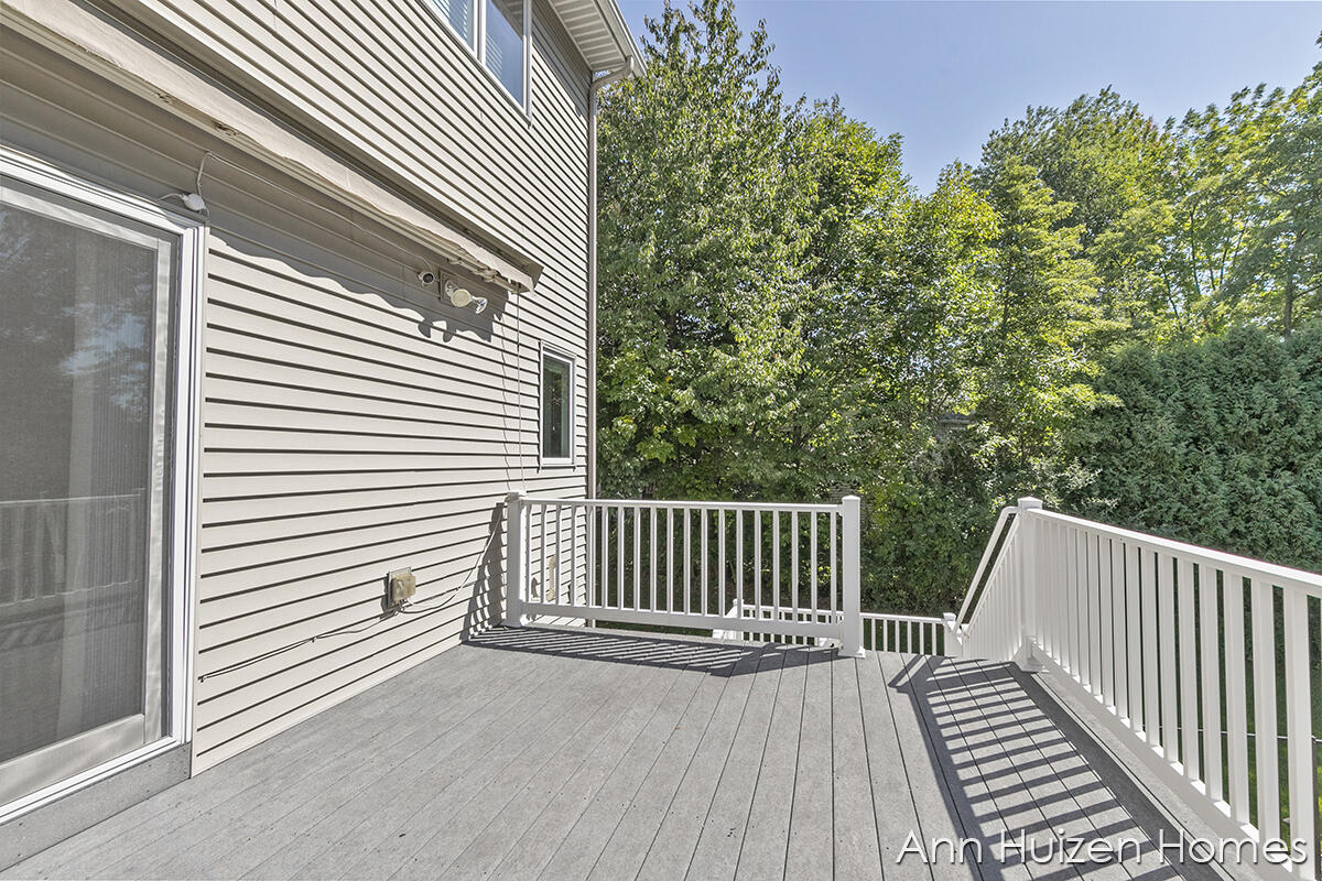 3240 Beckie Drive SW