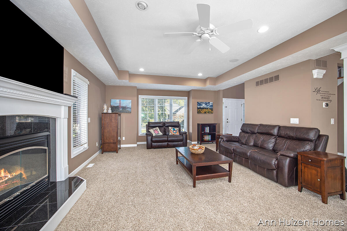 3240 Beckie Drive SW