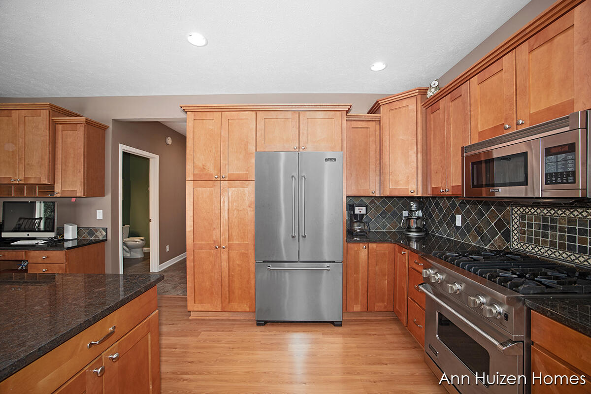 3240 Beckie Drive SW