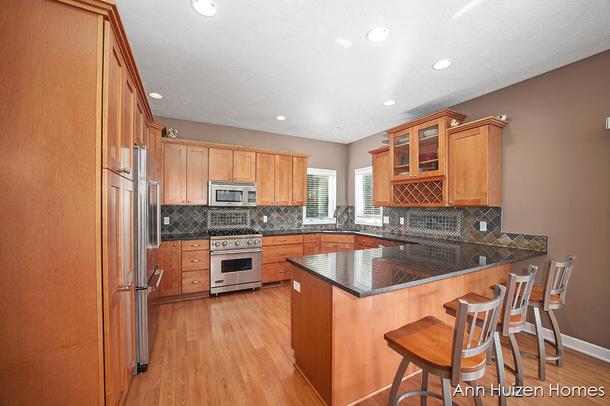3240 Beckie Drive SW