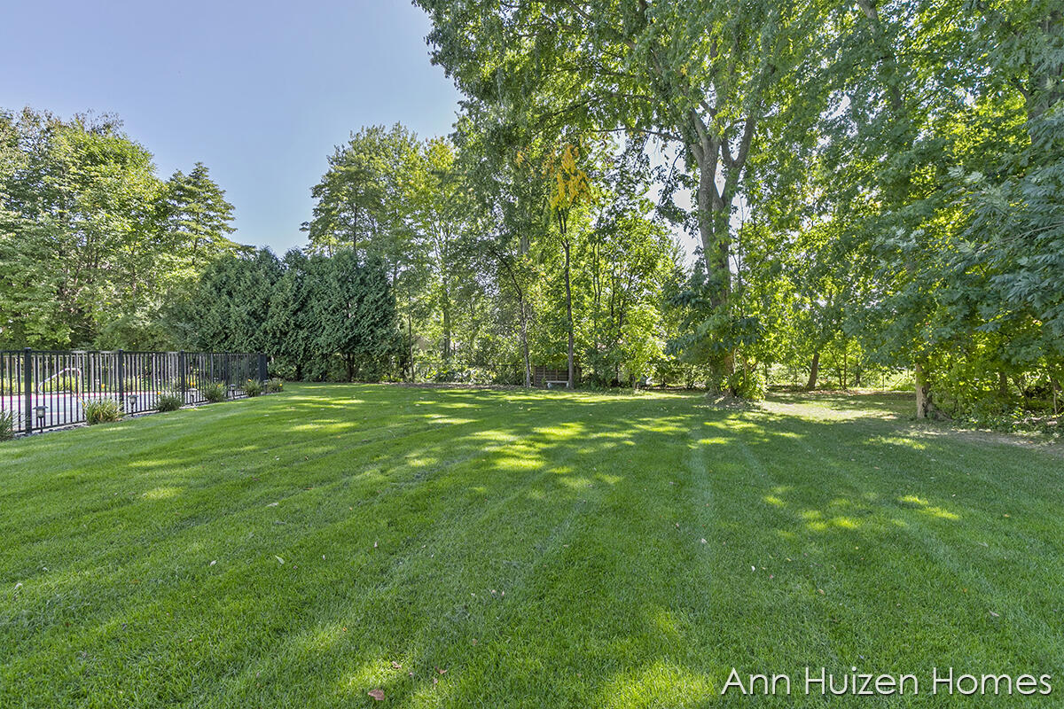 3240 Beckie Drive SW