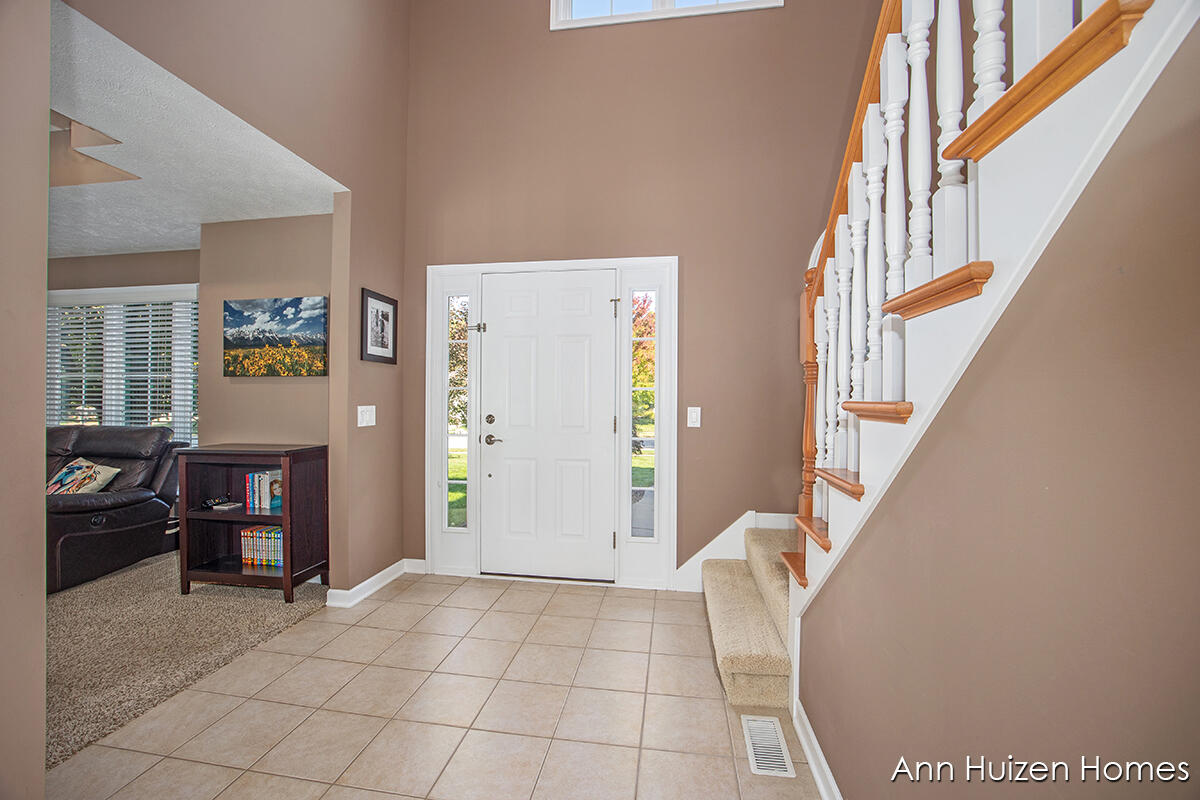 3240 Beckie Drive SW