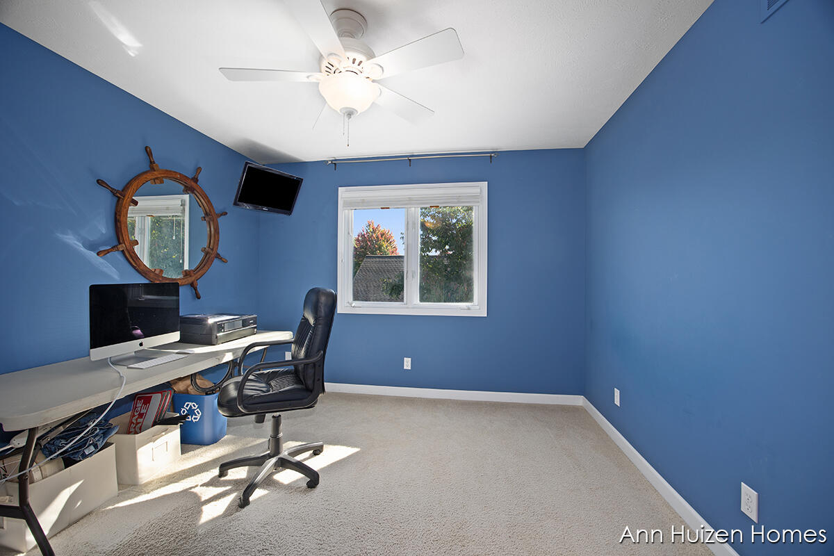 3240 Beckie Drive SW
