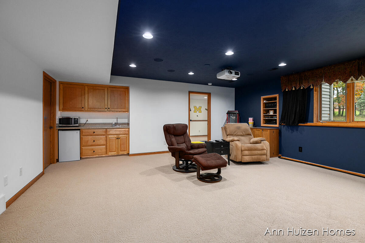 3247 Beckie Drive SW