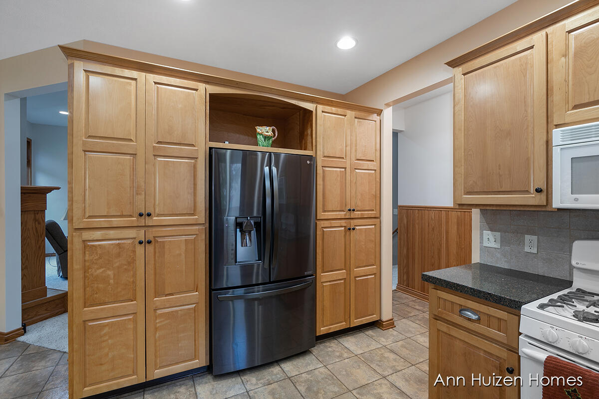 3247 Beckie Drive SW