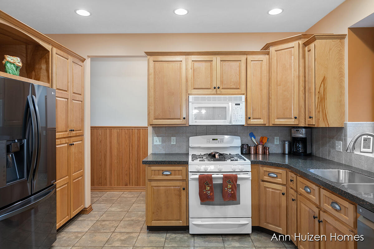 3247 Beckie Drive SW