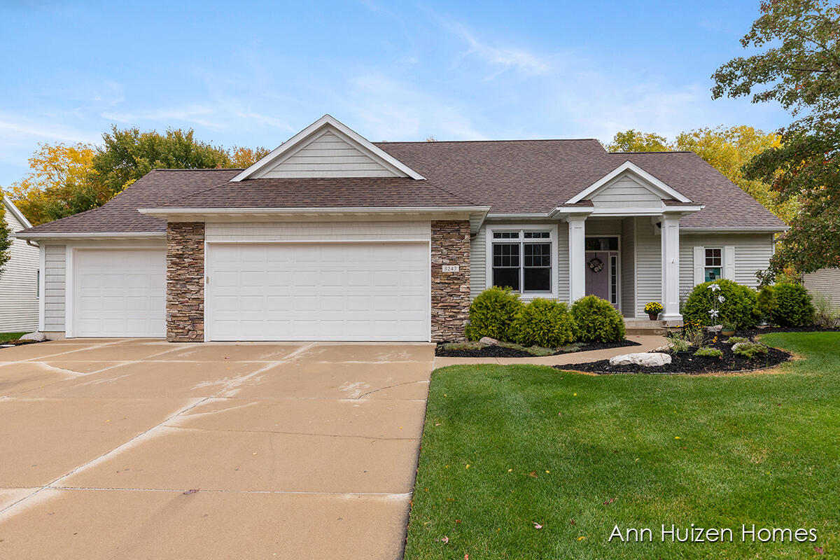 3247 Beckie Drive SW