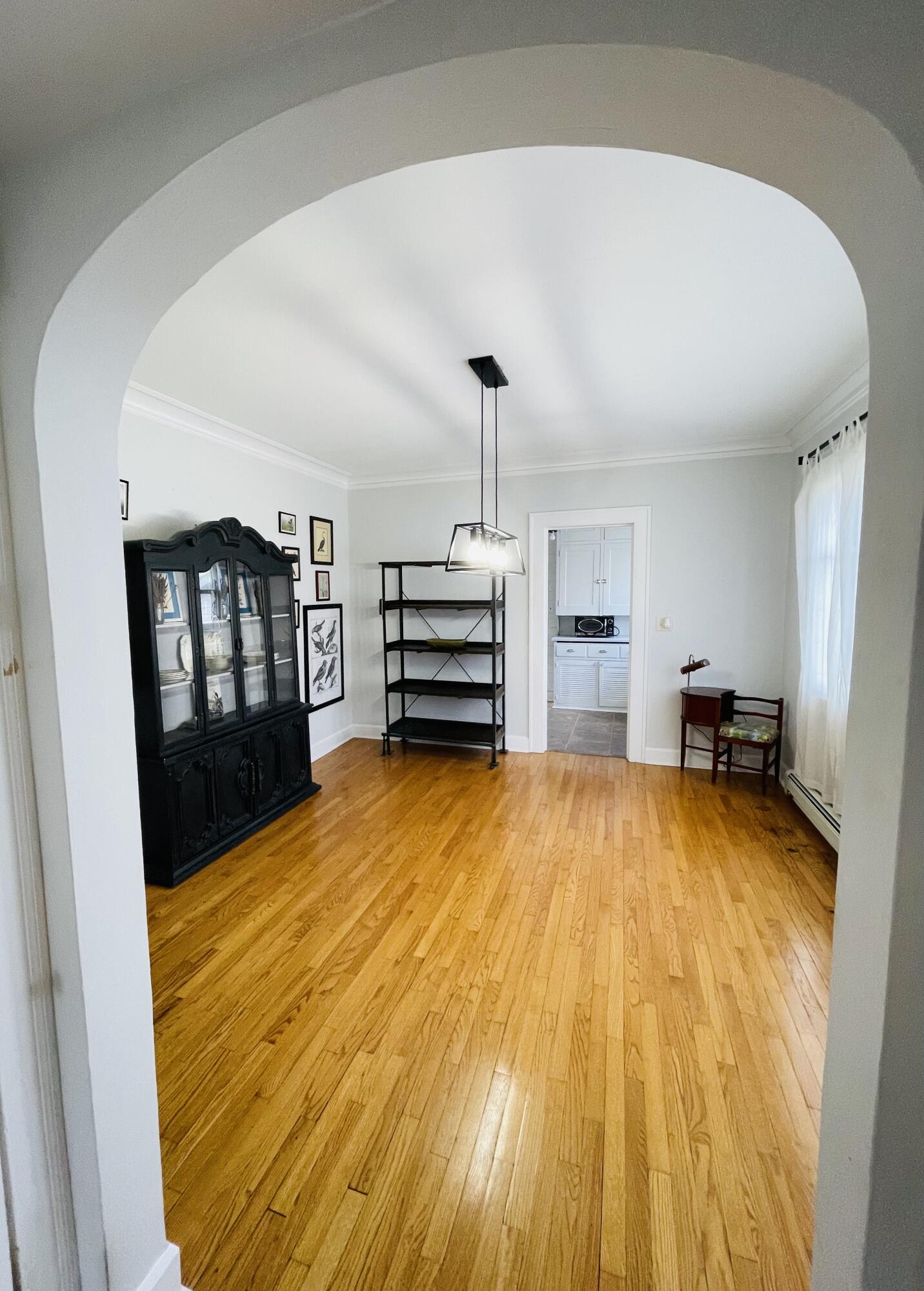 424 Lincoln Lake Avenue