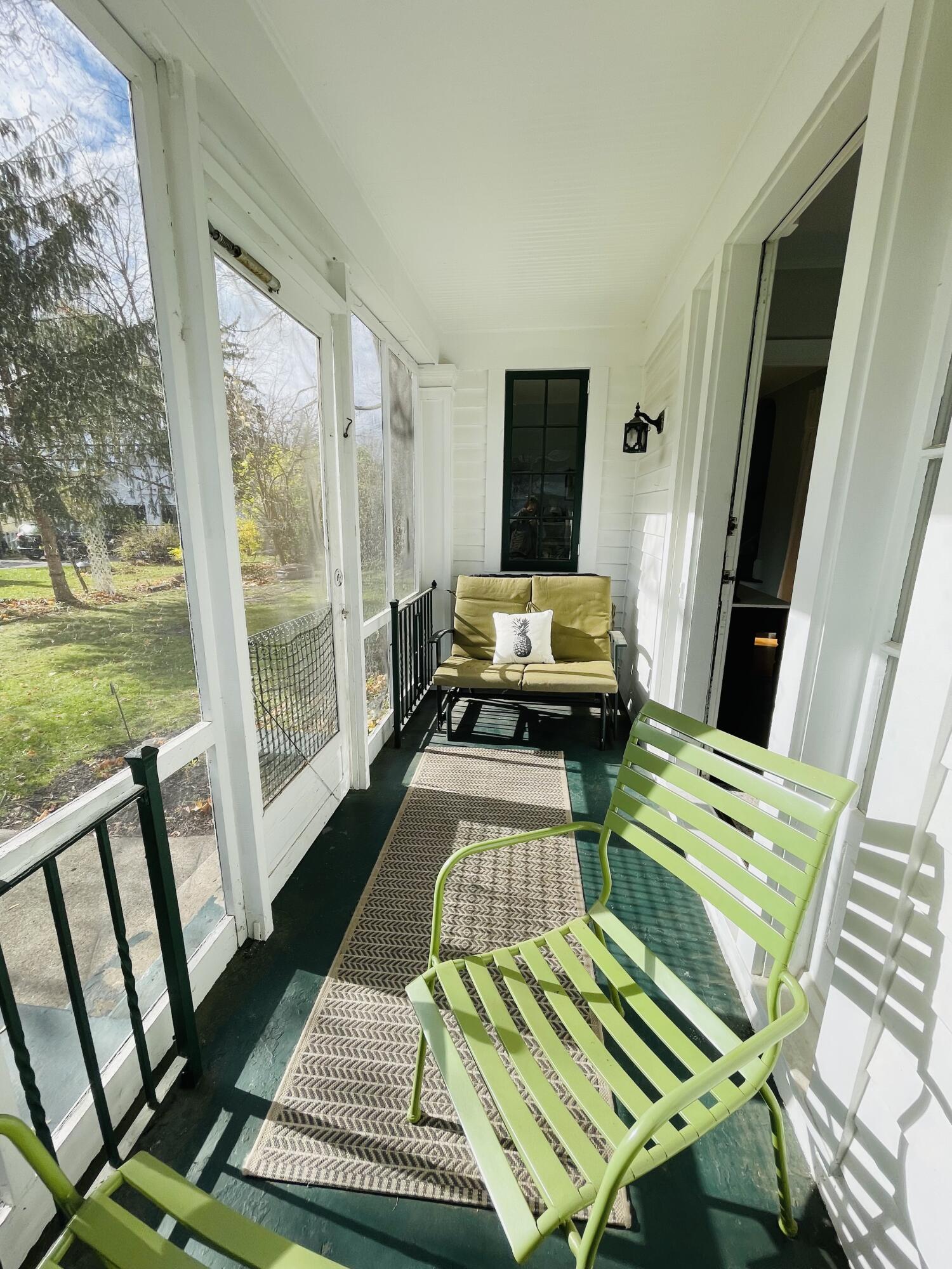 424 Lincoln Lake Avenue