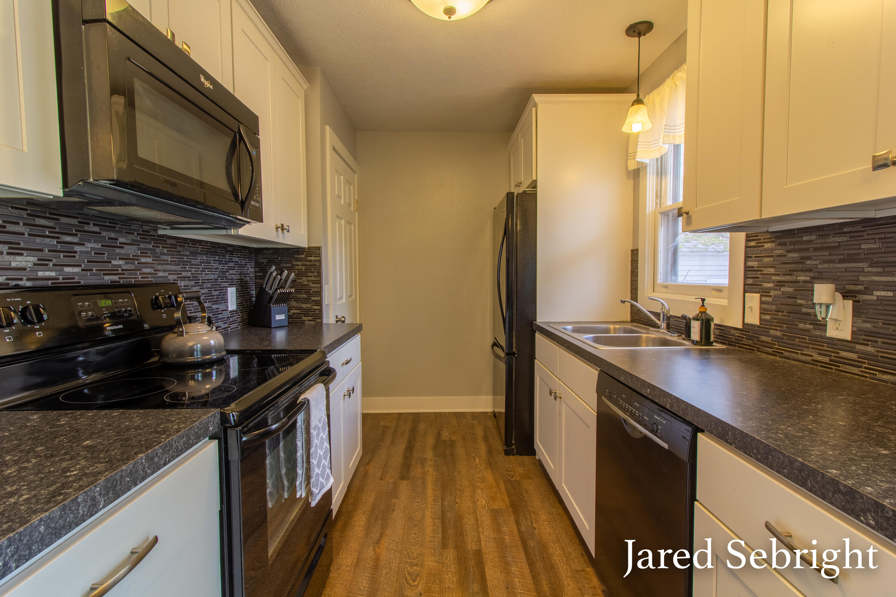 3851 Byron Center Avenue SW