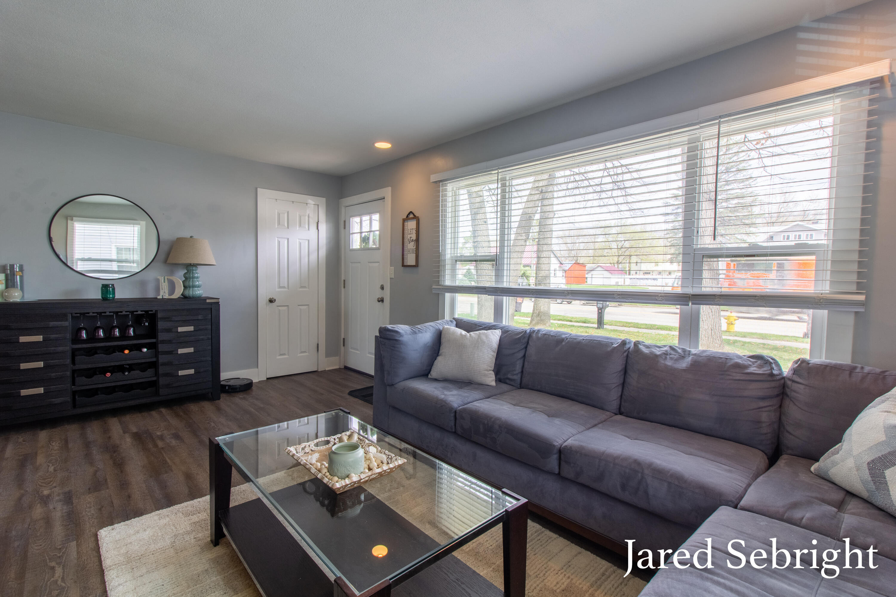 3851 Byron Center Avenue SW