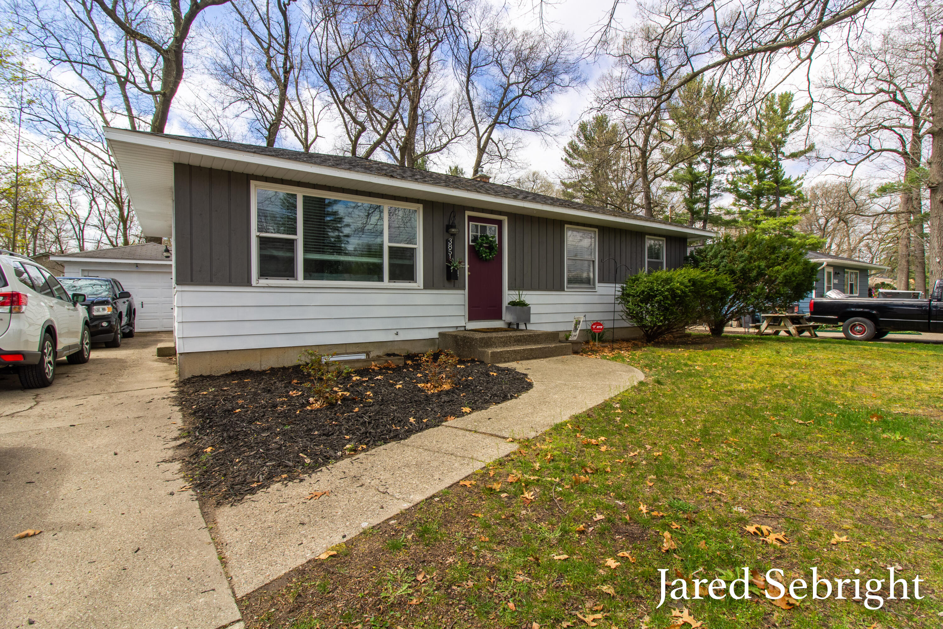 3851 Byron Center Avenue SW