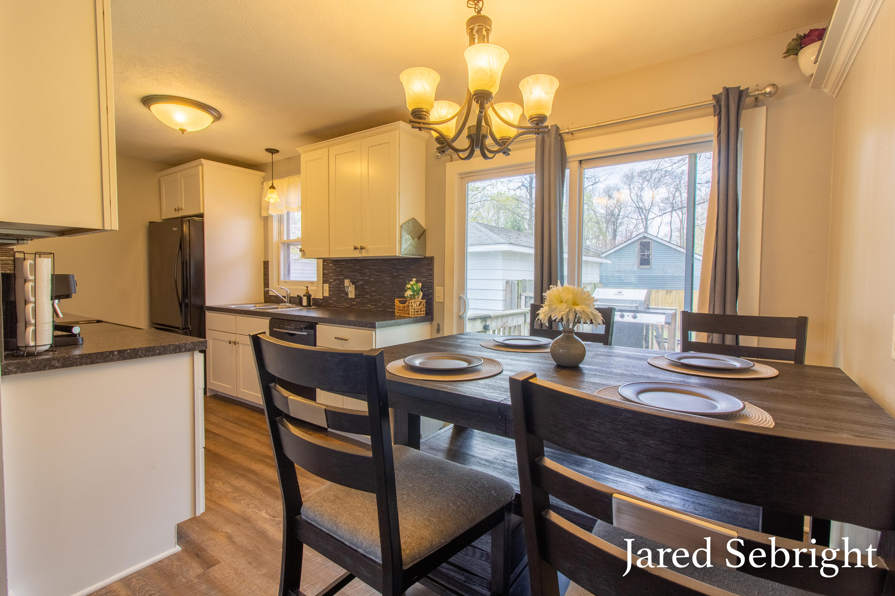 3851 Byron Center Avenue SW
