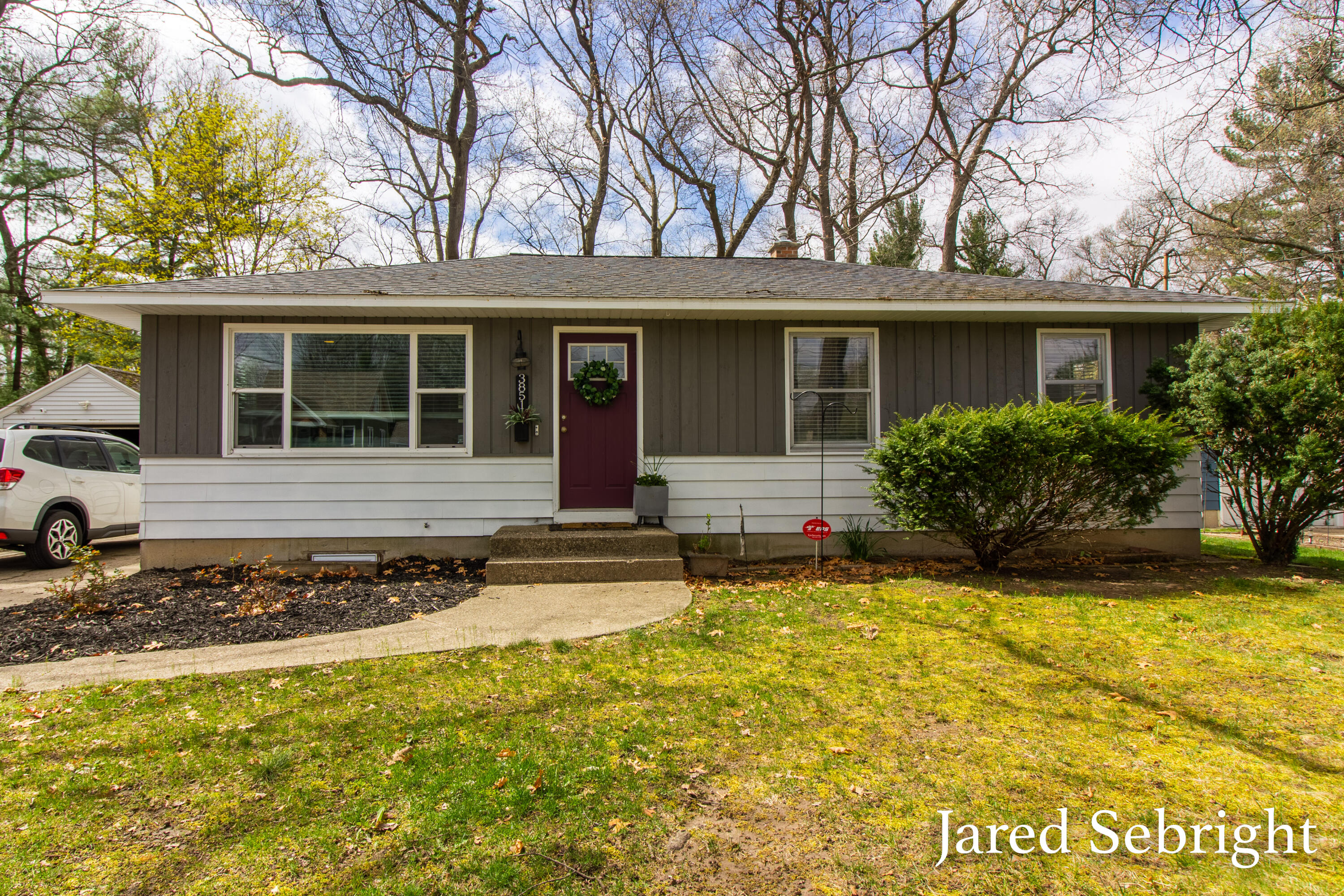 3851 Byron Center Avenue SW