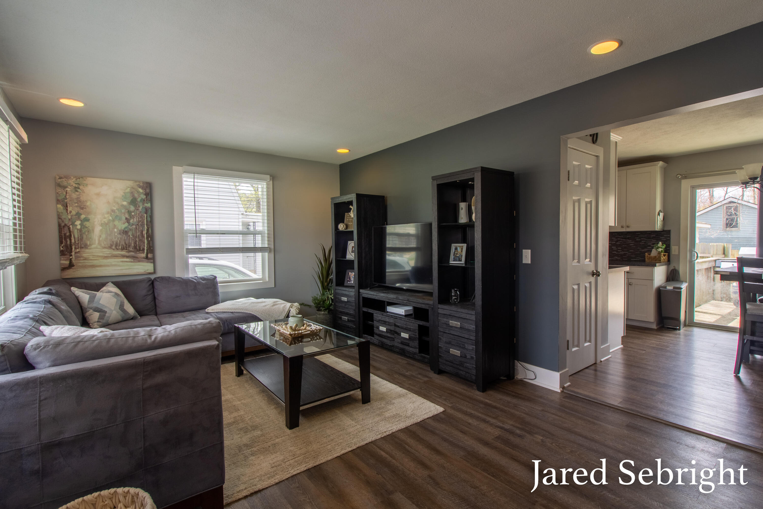 3851 Byron Center Avenue SW