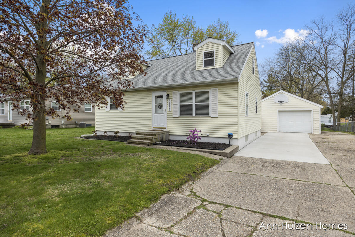 3697 Mallory Avenue SW