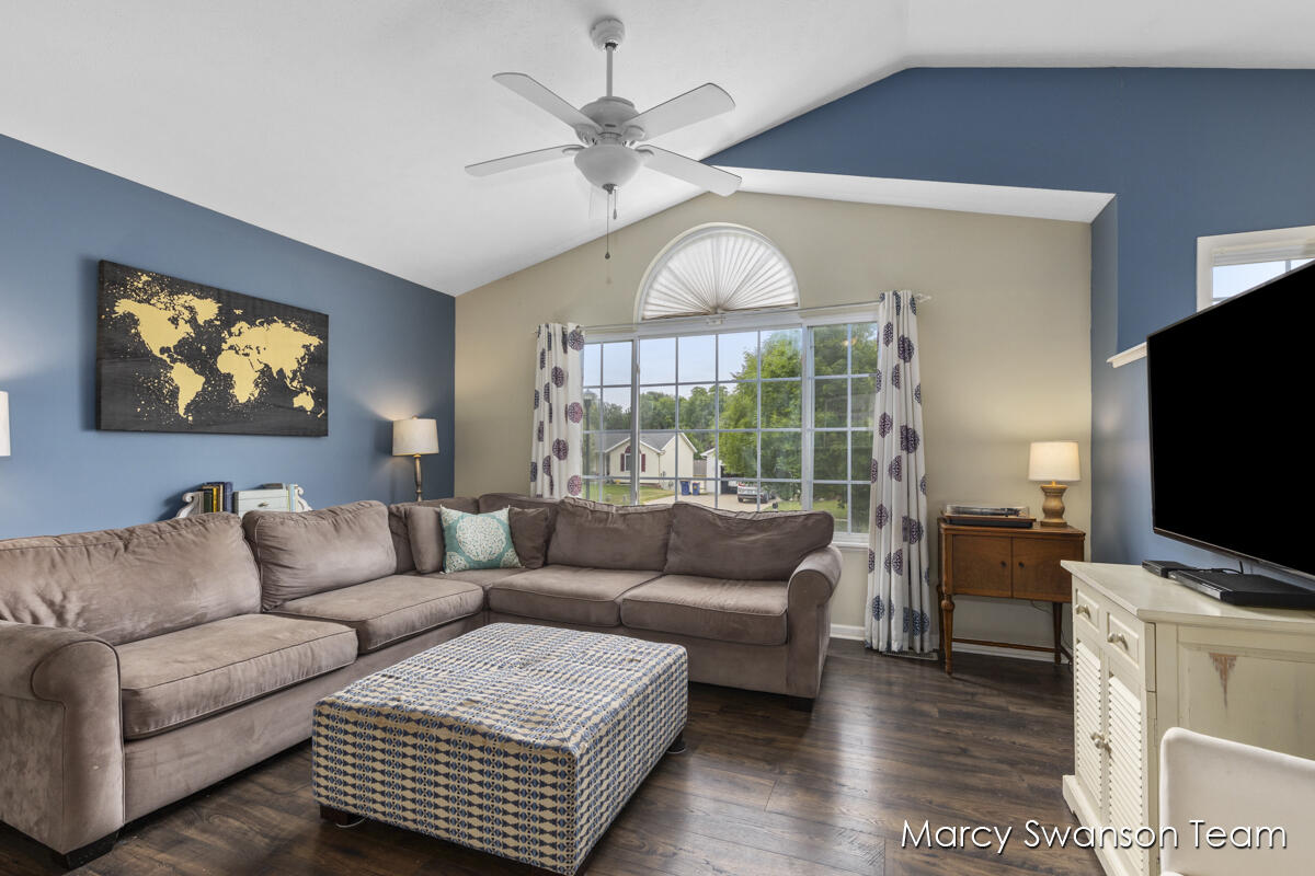 1333 Kimberly Drive SE