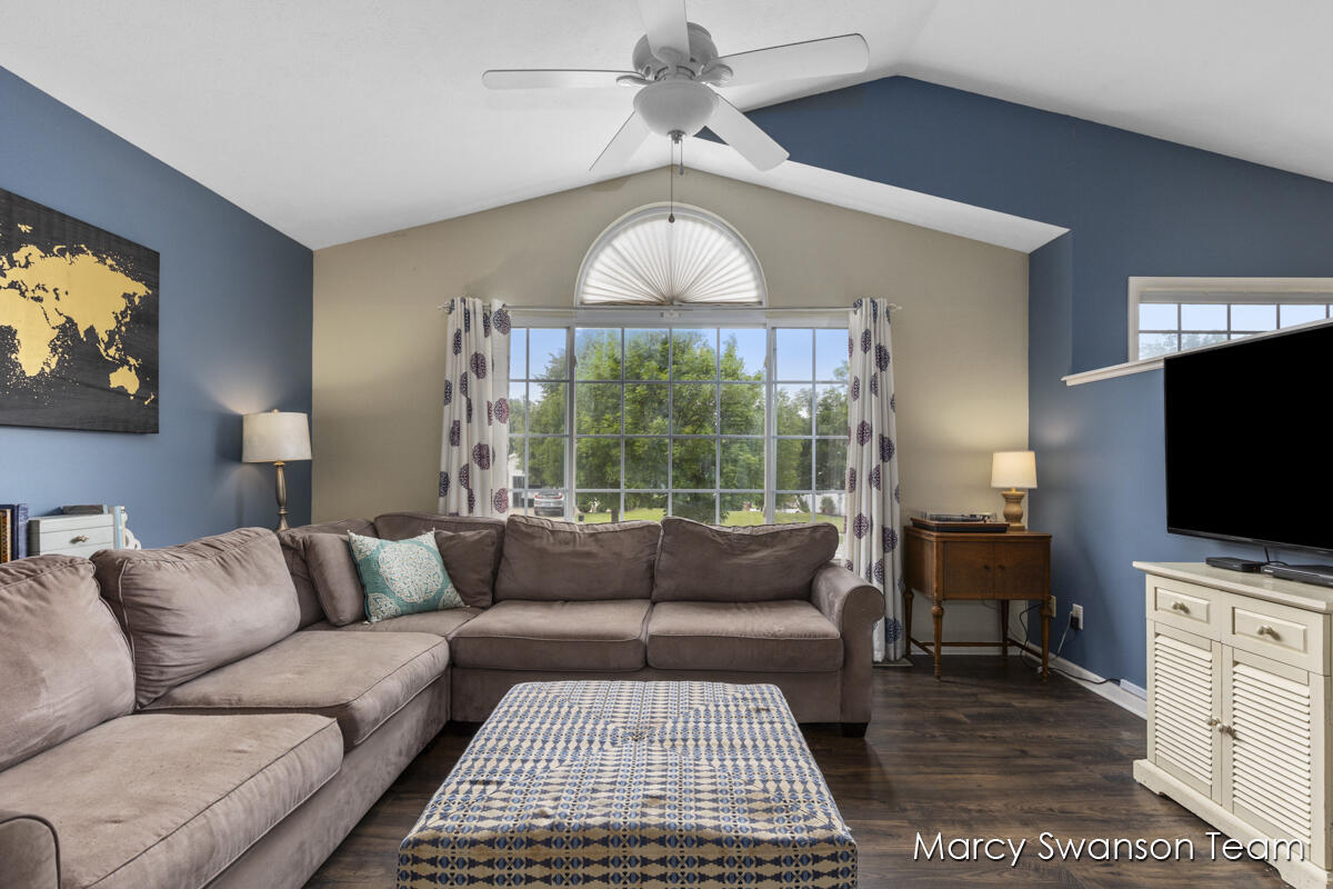 1333 Kimberly Drive SE