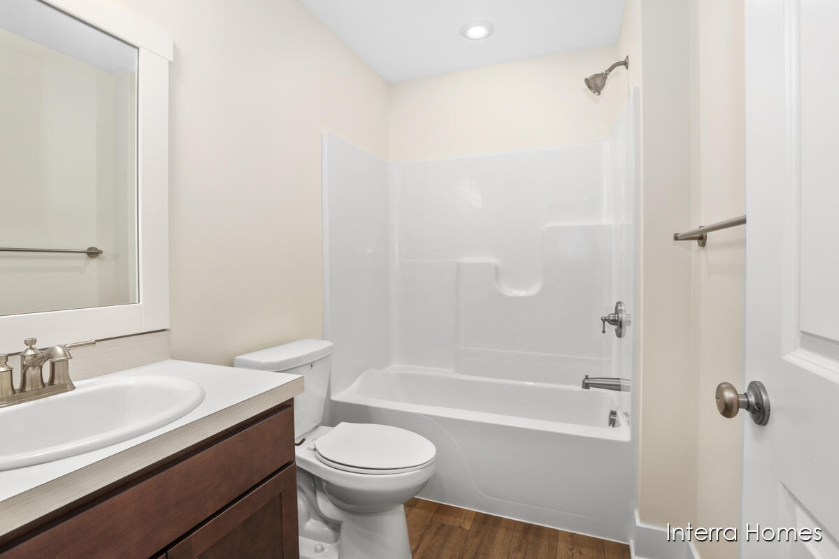 3789 Highbury Drive, 5