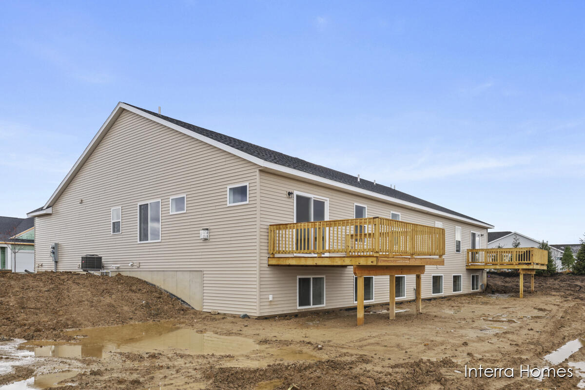 3789 Highbury Drive, 5