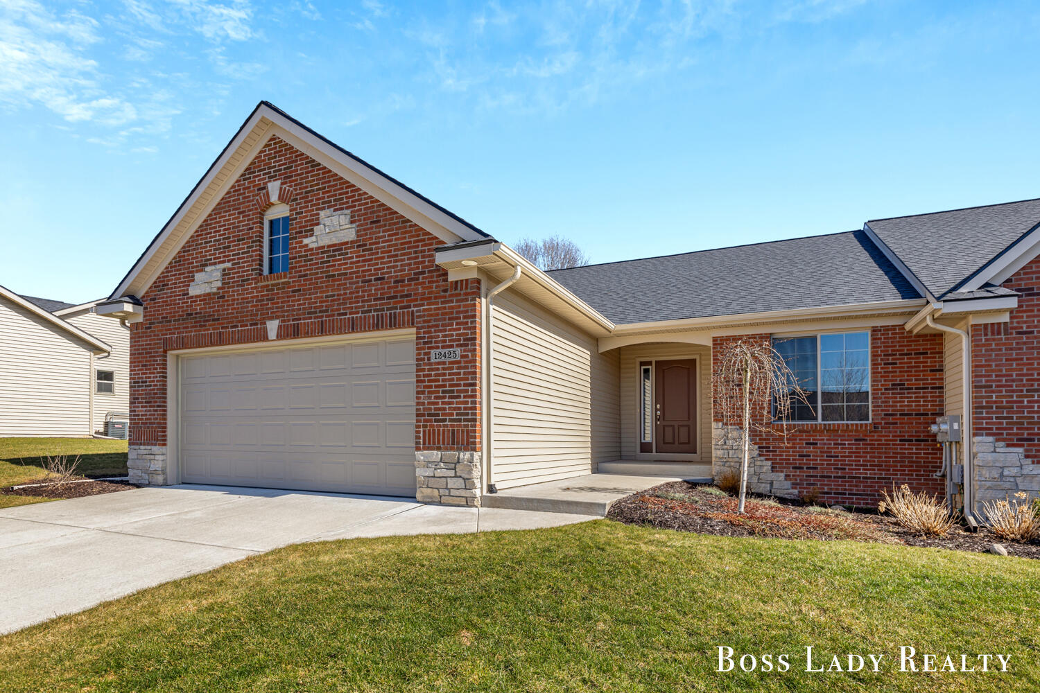 12425 Aleigha Drive NW, 61