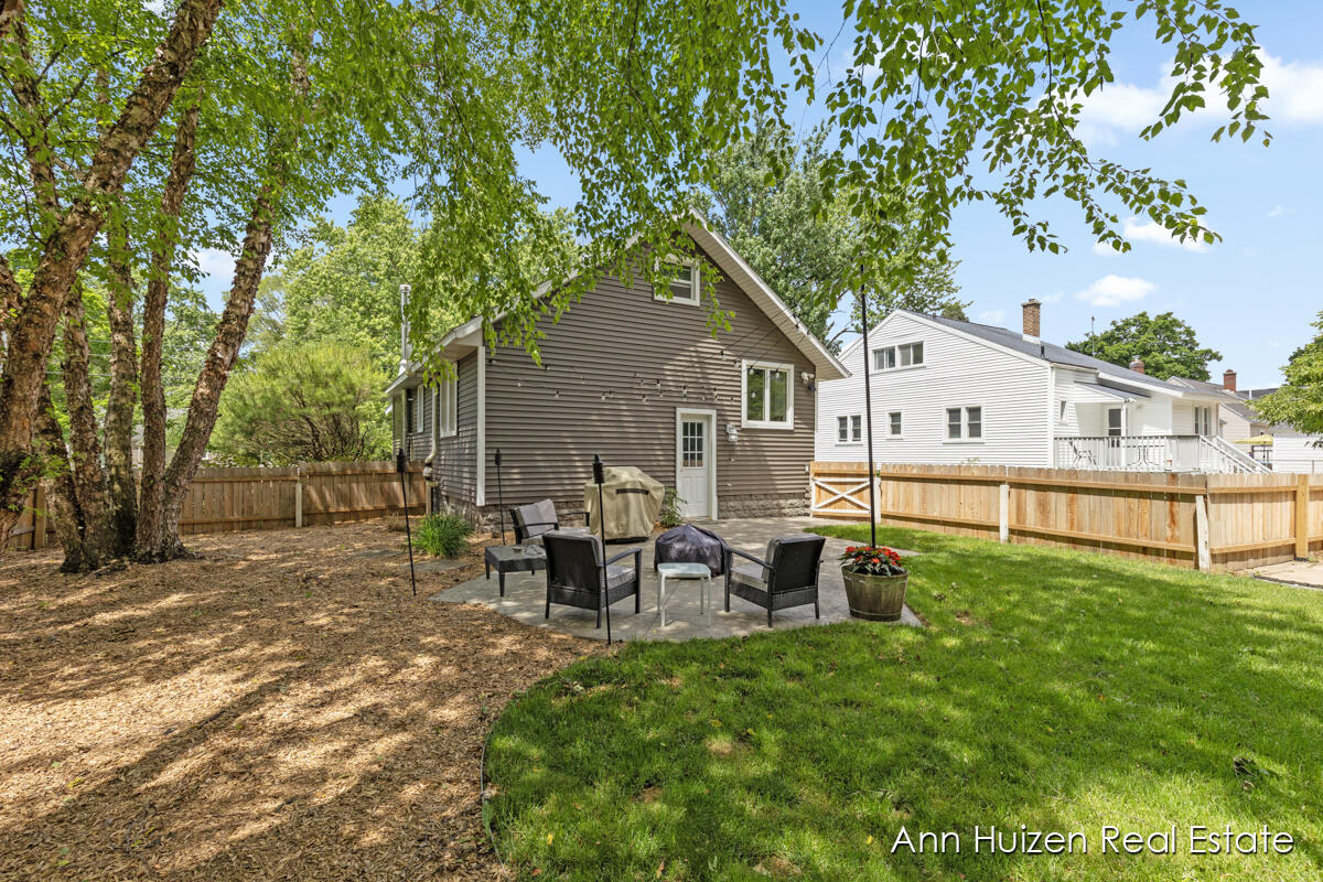 3352 Elwood Avenue SW