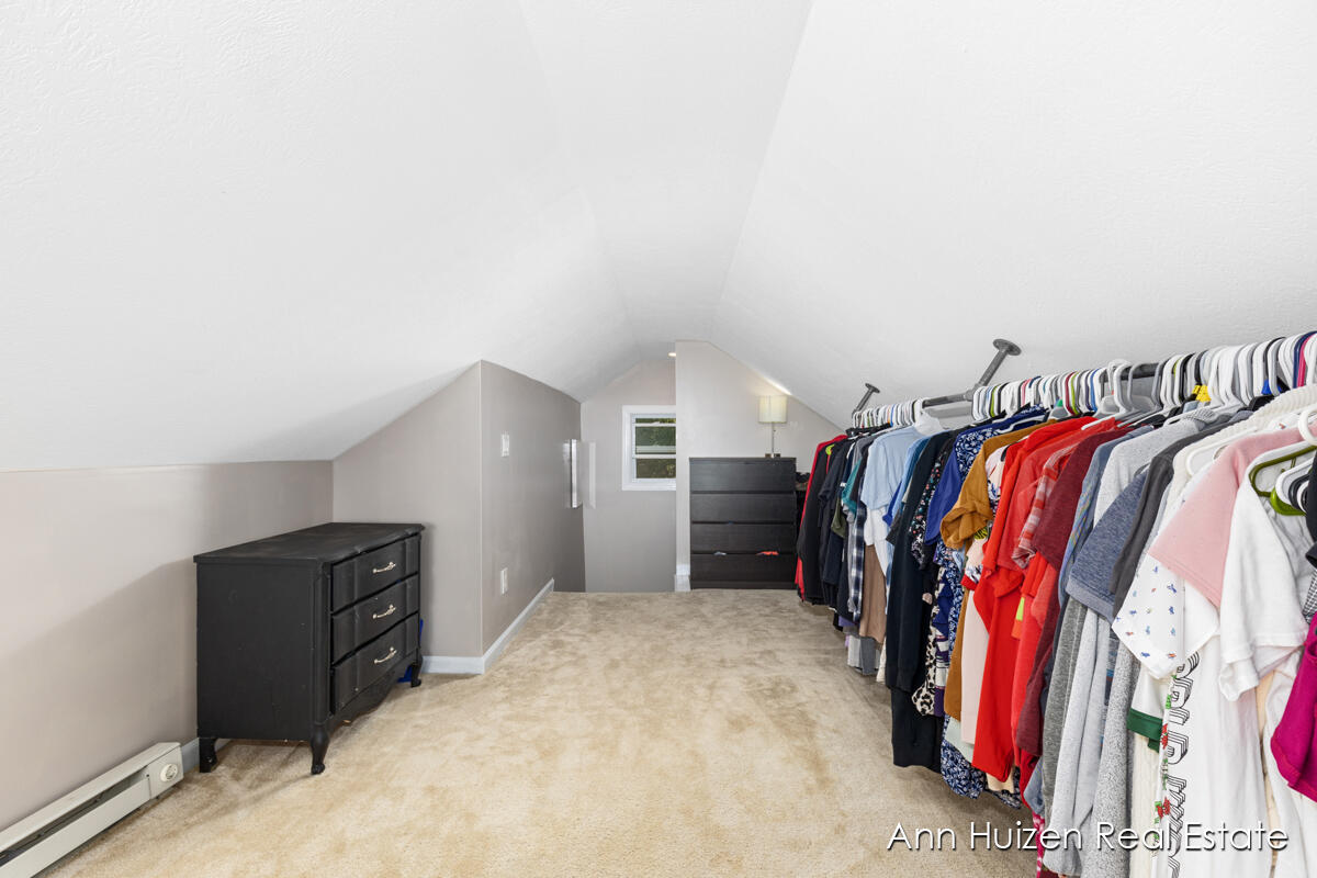 3352 Elwood Avenue SW