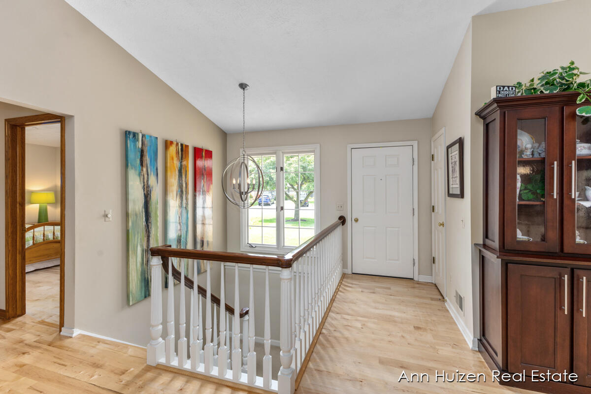 4310 Crest Creek Court SW